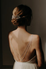 peigne de mariage en porcelaine délicat