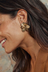 BOUCLES OREILLES ORCHIDEE DOREES