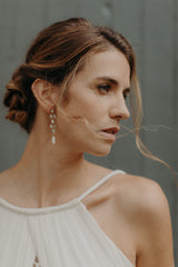 longues boucles d'oreilles mariée blanche en nacre mariage marine lizeron