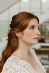 boucles d'oreilles mariée blanche en nacre mariage lizeron pia