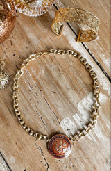 collier chaine XL large strillée médailles émaillée statement