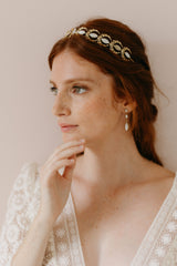 couronne en métal et nacre de mariée mariage josephine lizeron