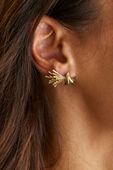 manchette d'oreille grande boucle sculpturale lizeron iris dorée