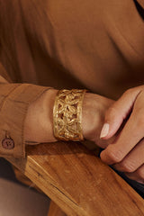 manchette statement marronier bracelet doré lizeron