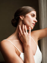 mini boucles d'oreilles dorées fleurs aster puces lizeron