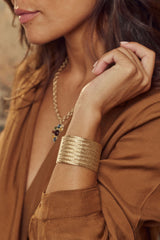 manchette bracelet large statement dorée lizeron