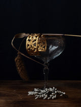 bracelet manchette dorée cuff nature morte lizeron