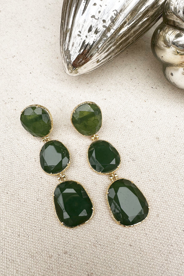 boucles d'oreilles en pierre verte, cocktail tenue d'invitée