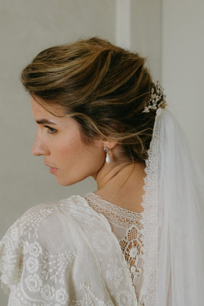 Boucles d'oreilles perles baroques et strass pour mariée