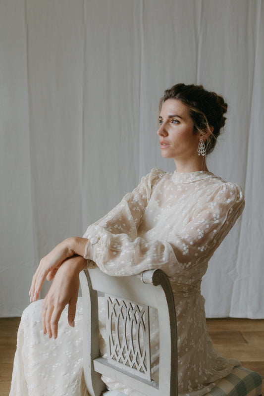 boucles d'oreilles de petites perles baroques et de strass lizeron victoire