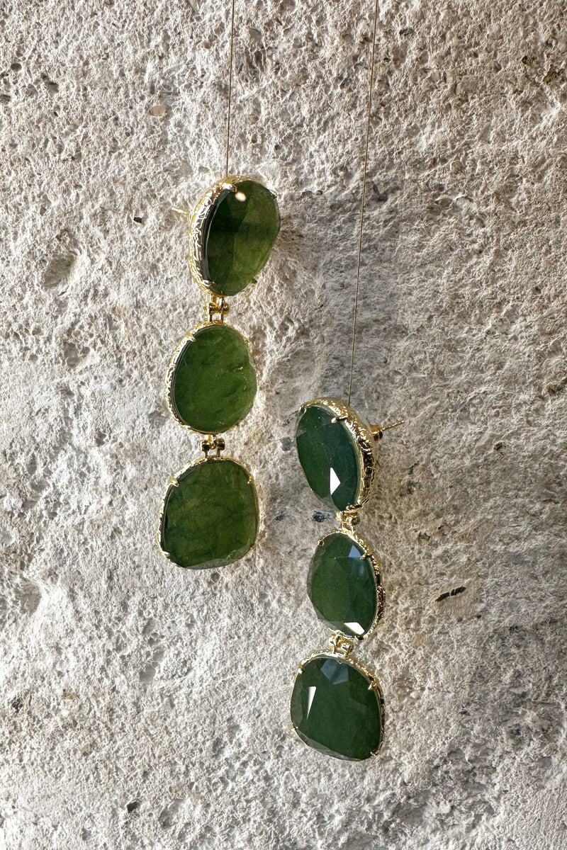 boucles d'oreilles en pierre verte, cocktail tenue d'invitée