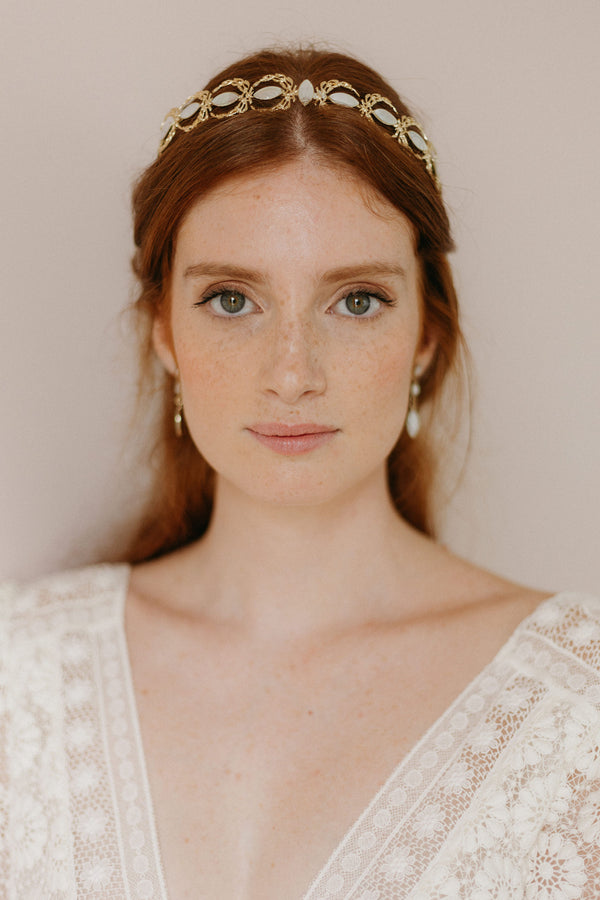 couronne en métal et nacre de mariée mariage